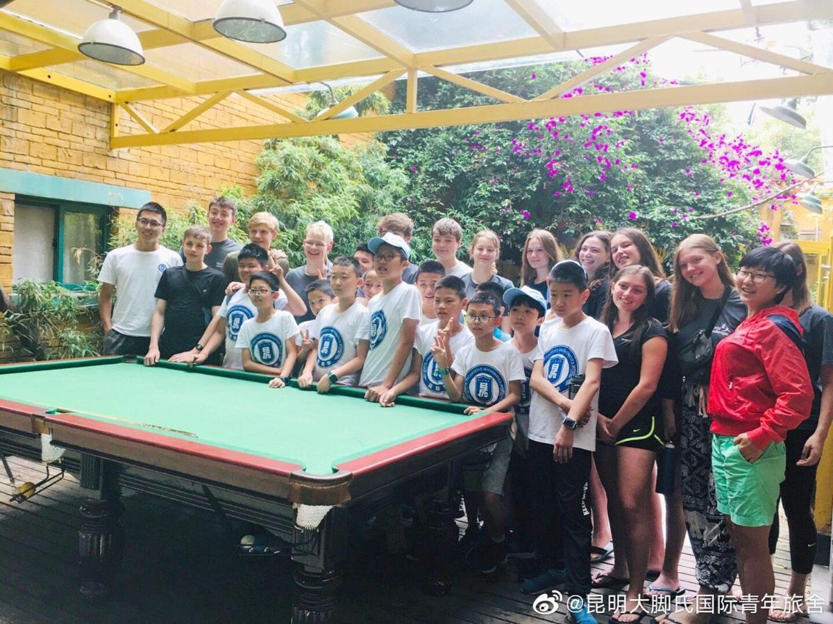 The Cloudland International Youth Hostel Close To The City Center,10 Min Walks To The Subway, Close To The Night Market, Old Street, Green Lake, English-Speaking Service, Free Activity Convenient Payment And Visa Cards Are Accepted Kunming Luaran gambar